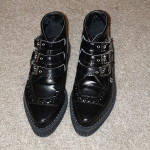 T.U.K BUCKLE CREEPERS